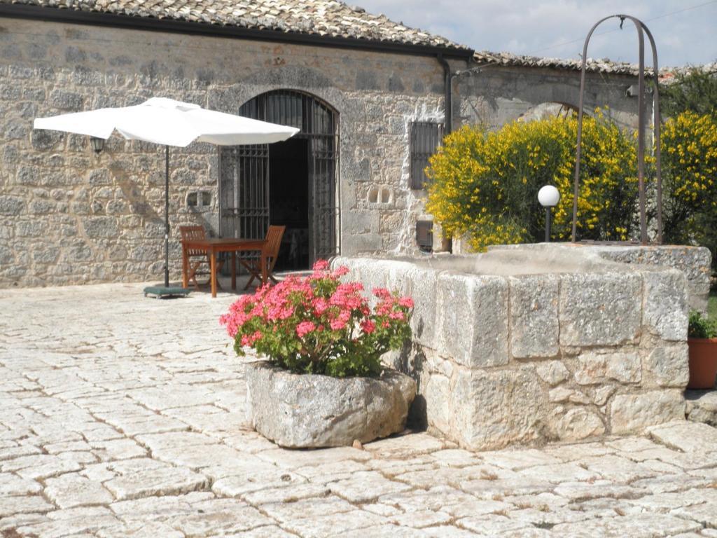 Masseria Sant'Elia Ragusa Bagian luar foto