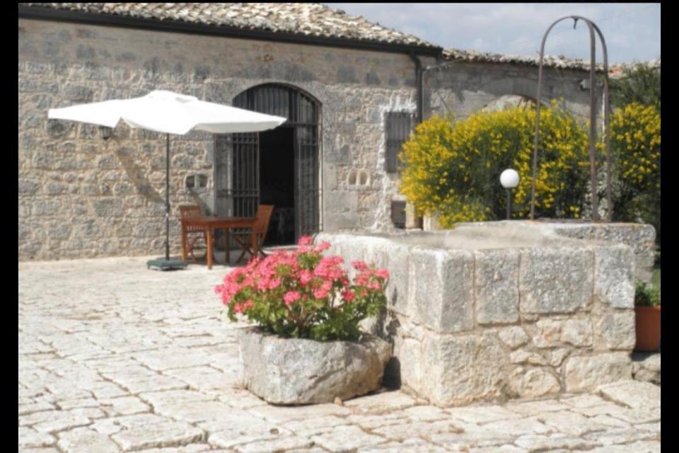 Masseria Sant'Elia Ragusa Bagian luar foto